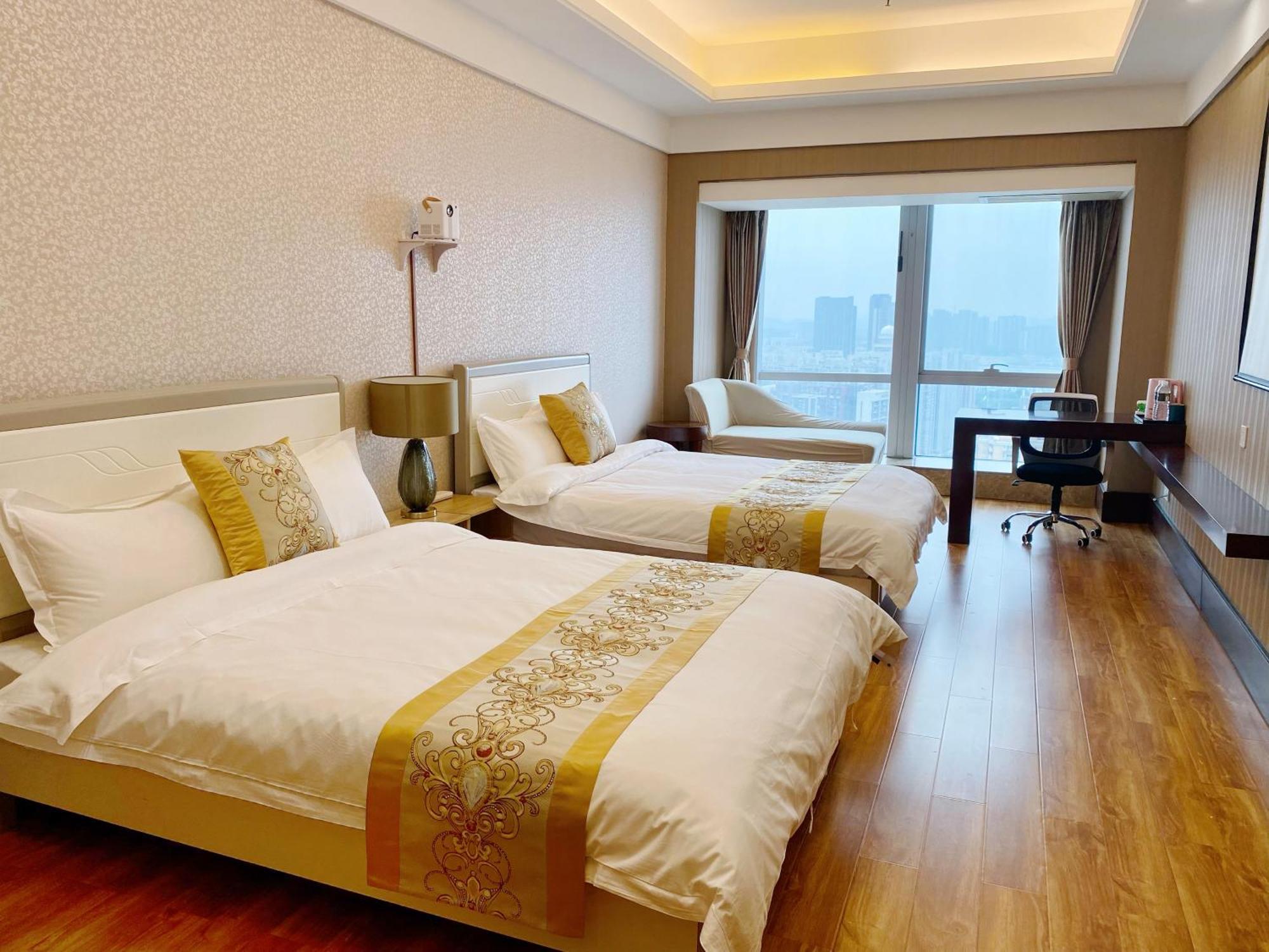Ht Legend Hotel Changgang Metro Station Exit F -Direct To Canton Fair Exterior photo